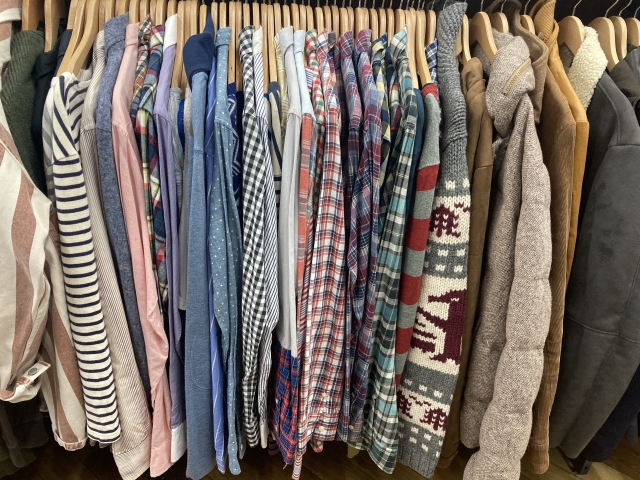 サマリーポケット評判、口コミ!洋服をスマホで管理できるサービス!利用者の感想は?